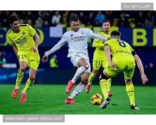 西甲皇马前场串联细腻，锋线把握住良机